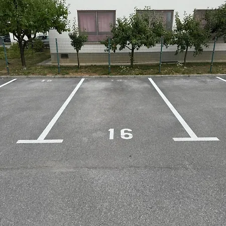 Andro's Modern ليوبليانا